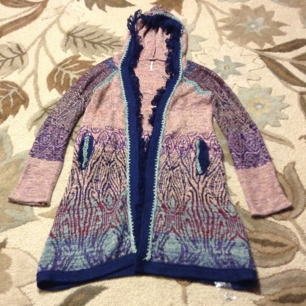Free people‎ sweater